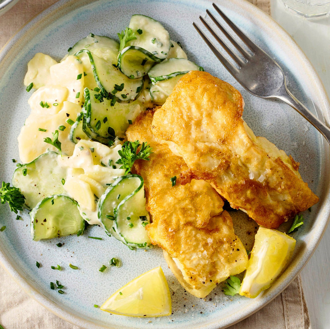 15-Minuten-Backfisch mit fix gepimptem Kartoffelsalat