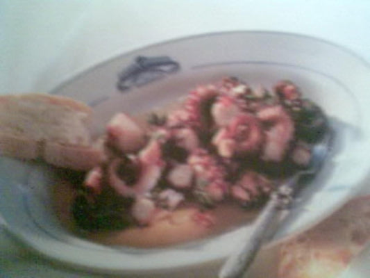 Eingelegter Tintenfisch