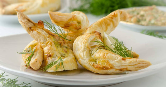 Blätterteigkipferl mit Lachs aus der Heißluftfritteuse
