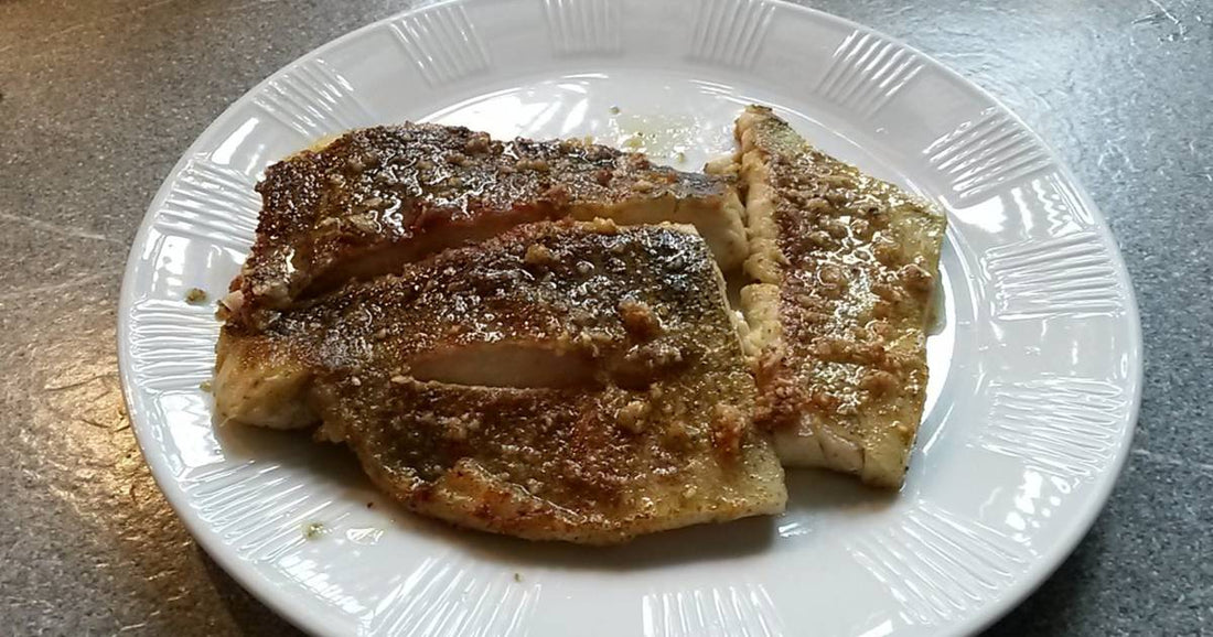 Gebratener Zander mit Knoblauchbutter