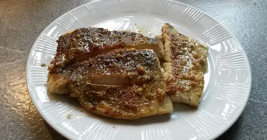 Gebratener Zander mit Knoblauchbutter