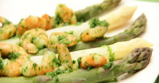 Spargel mit Bio-Shrimps und Petersilienpesto aus dem Dampfgarer