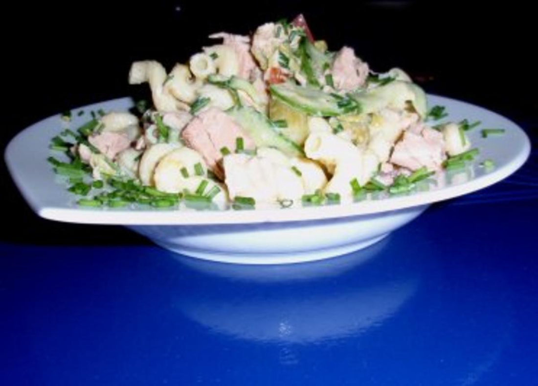 Nudelsalat mit Thunfisch und grünem Spargel