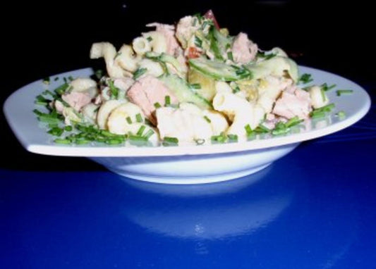 Nudelsalat mit Thunfisch und grünem Spargel