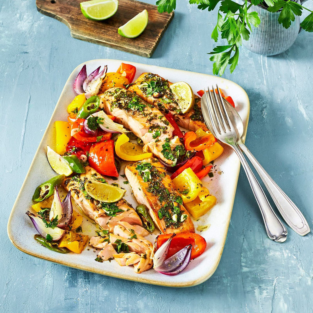 Kräuter-Lachs auf Paprika aus dem Airfryer