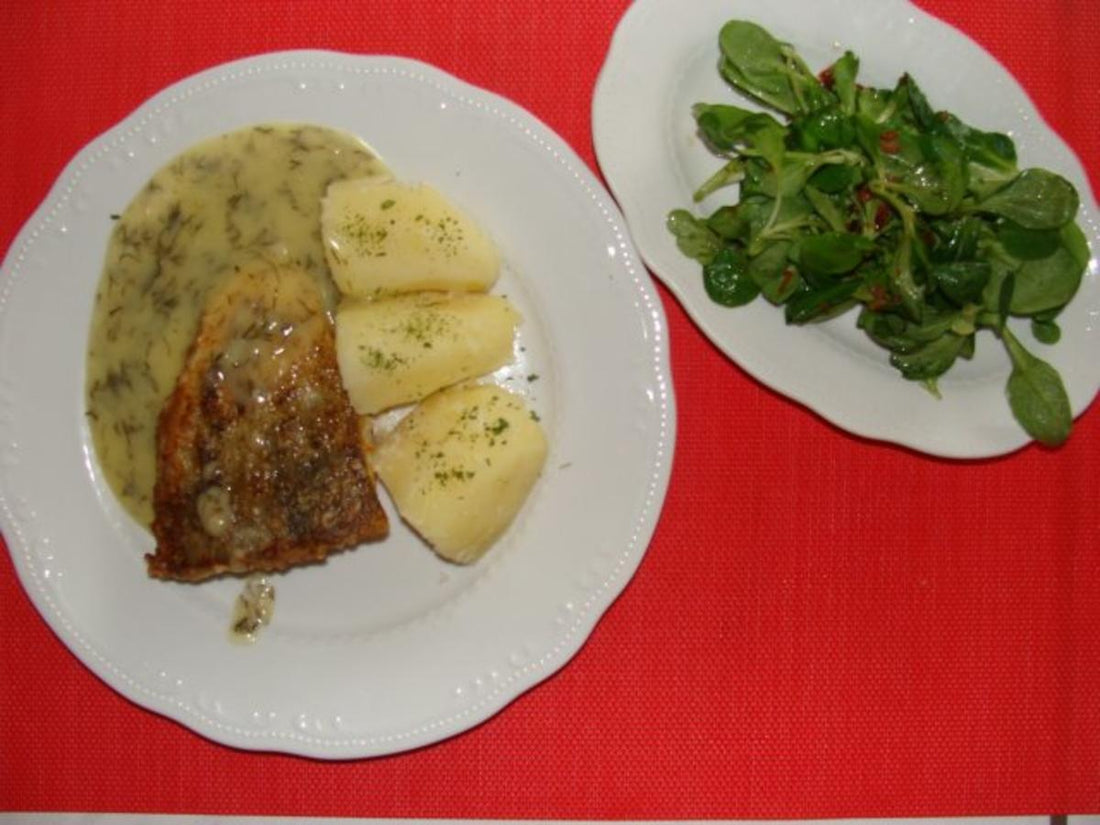 Fisch : Zweierlei Fischfilet mit Haut gebraten. -