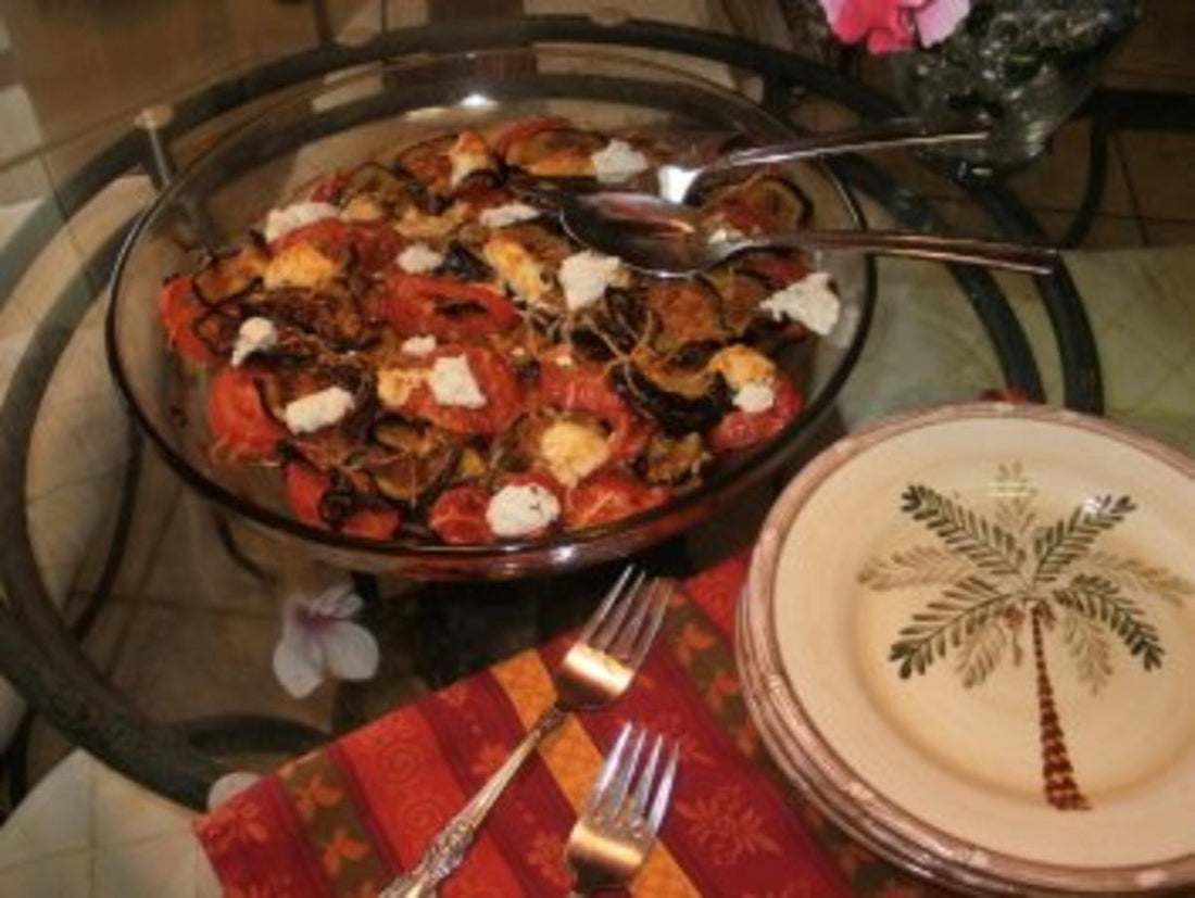 Tomatoe und Aubergine Gratin 150 Kal ohne Fleisch sehr lecker mit einem Steak od