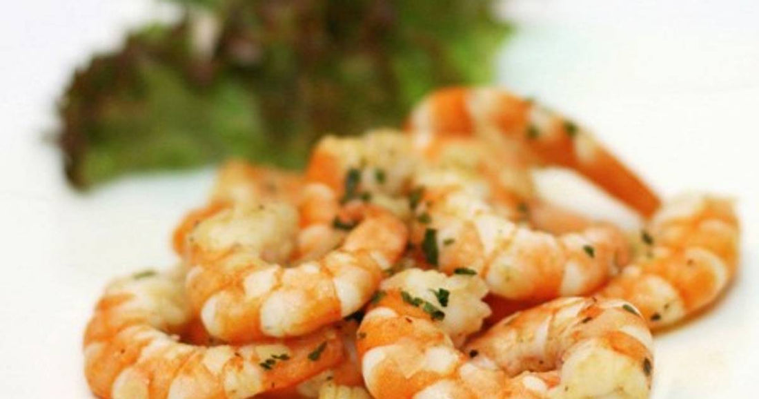 Shrimps mit Knoblauch und Weißwein