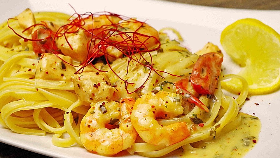 Tagliatelle mit Lachs und Garnelen von badegast1