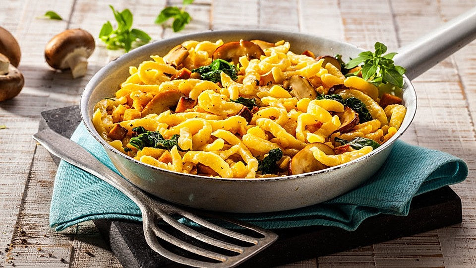 One-Pot-Spätzle mit Räuchertofu von Henglein