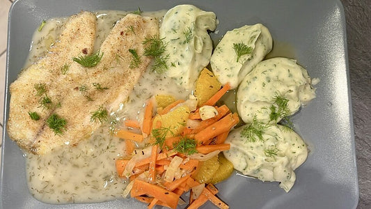 Fischfilet mit Zitronenbuttersoße und Fenchel - Karotten - Orangen - Gemüse von Jorka