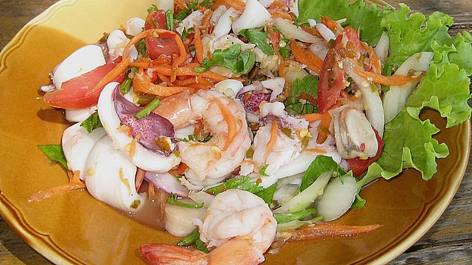 Yam Taleh - sauer, scharfer Thai - Salat mit Meeresfrüchten von Dorry