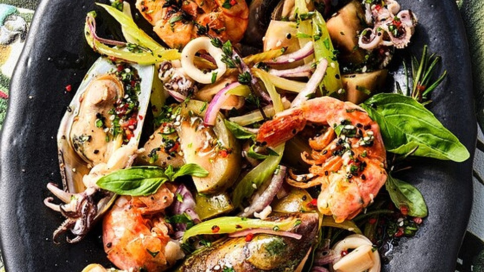 Thailändischer Meeresfrüchtesalat von essenundtrinken