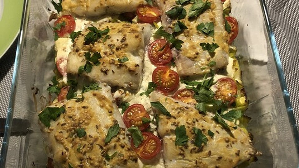 Fischfilet-Gratin mit Porree und Tomaten von julmul