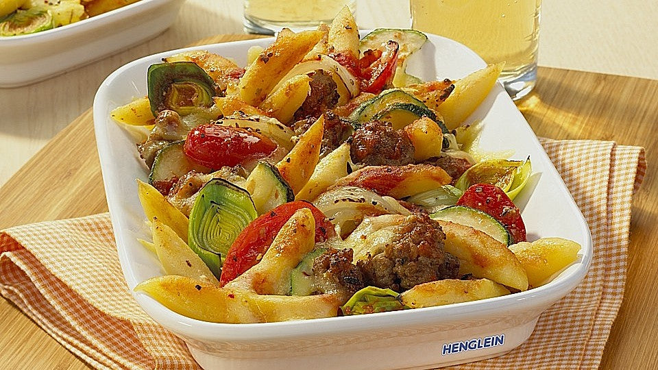 Schupfnudel-Hackfleisch-Auflauf mit Gemüse von Henglein