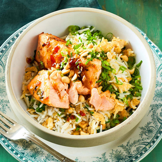 Glasierter Lachs auf Ruck-Zuck-Bratreis